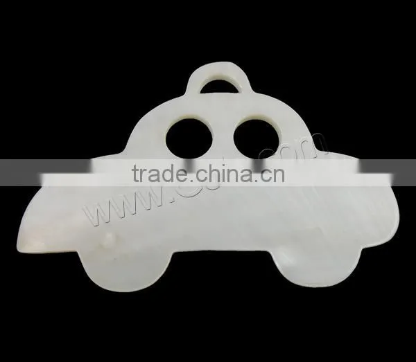 White Car Natural Freshwater Shell Pendants