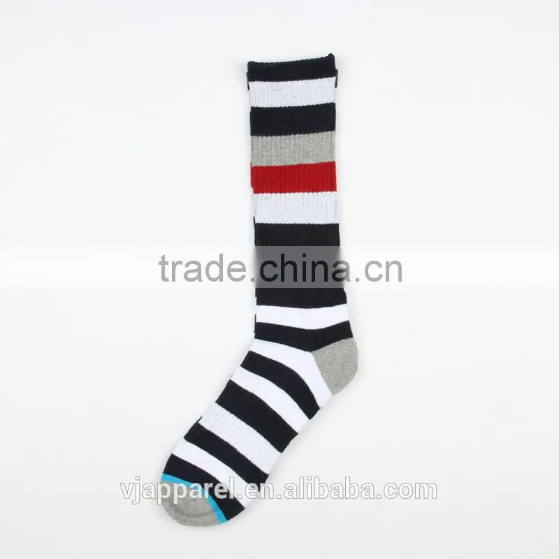 Design Multi-Color Fashion Stripe Mens Women's Socks