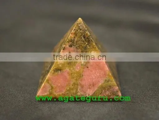 Bloodstone Crystal Pyramid : Wholesale Pyramids Khambhat Supplier