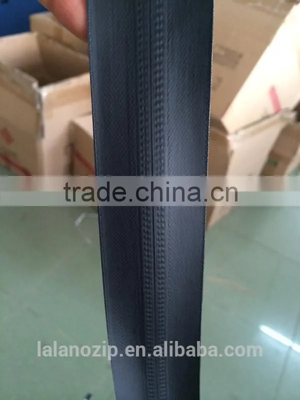 hotmelt weldable 10# big teeth size nylon chain water reeplletn Zipper for dry bag and back pack