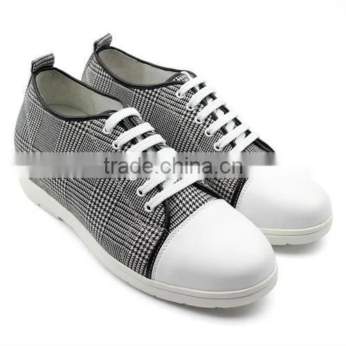 ladies flat casual shoes