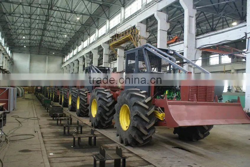 FORWARDER TRACTOR