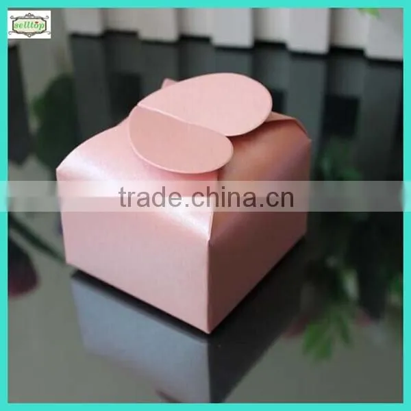 Hot sell cute 230g paper wedding luxury favor boxes