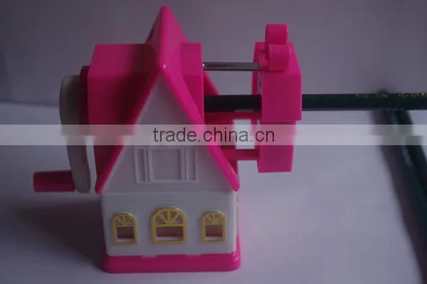 House Shaped Stylish Hand Crank Pencil Sharpener