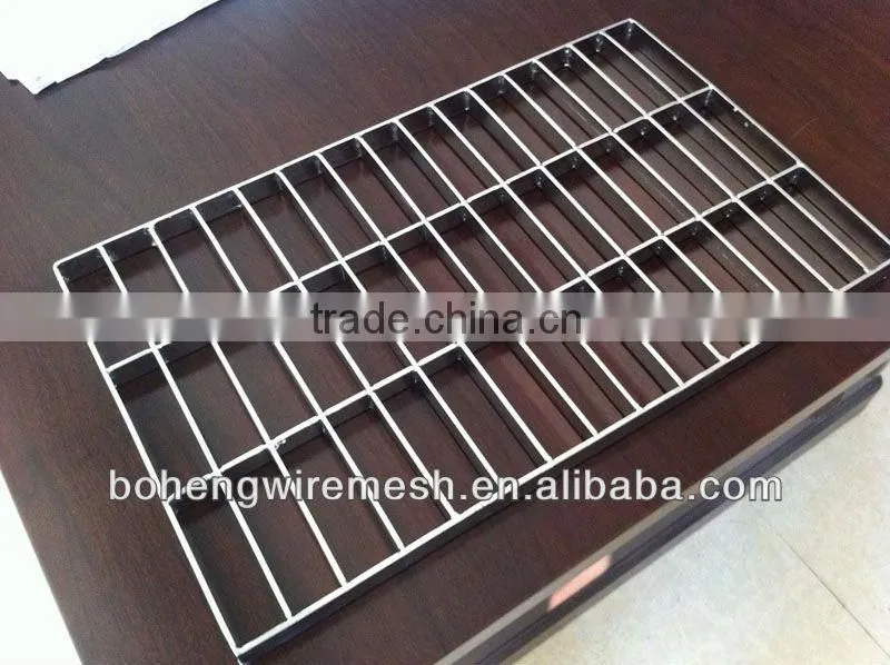 Drainage steel grating cover drainage ditch