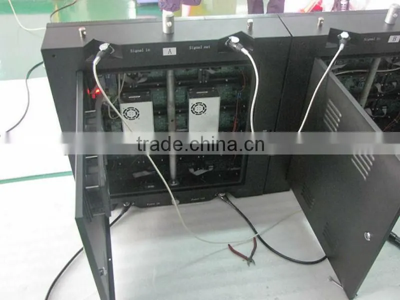 P31.25 Amber color VMS variable message signs for traffic guidance