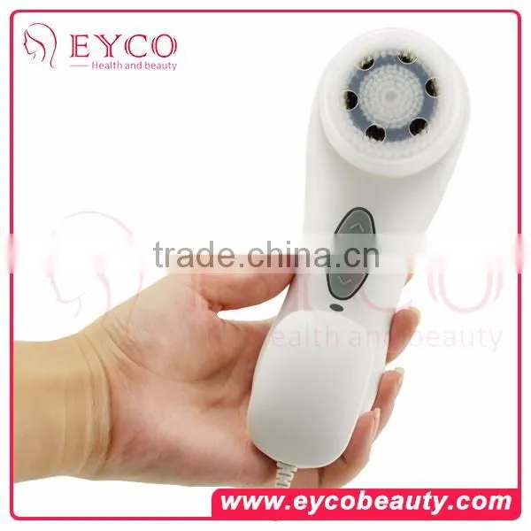 EYCO electric cleaning exfoliate silicone face brush with wireless charging