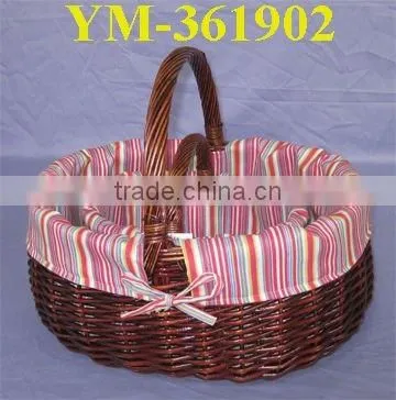 wholwsale full willow picnic basket with lid and handle