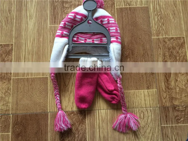 Hot Sell Fashion Embroidery Knitted Hat Suit With Scarf And Gloves