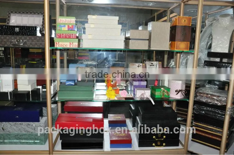 High-end personalized wood gift boxes