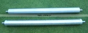 Lawn aerator fairway green grooved front rollers