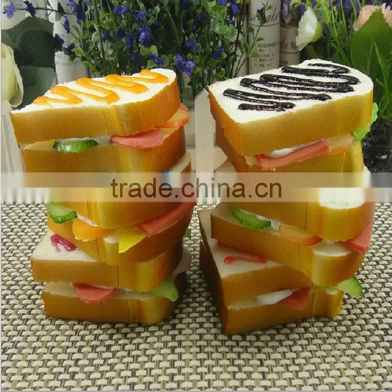 Promotional artificial toast piece | Decorative plastic bread for display | Yiwu Sanqi Crafts - Fake food manufacturer