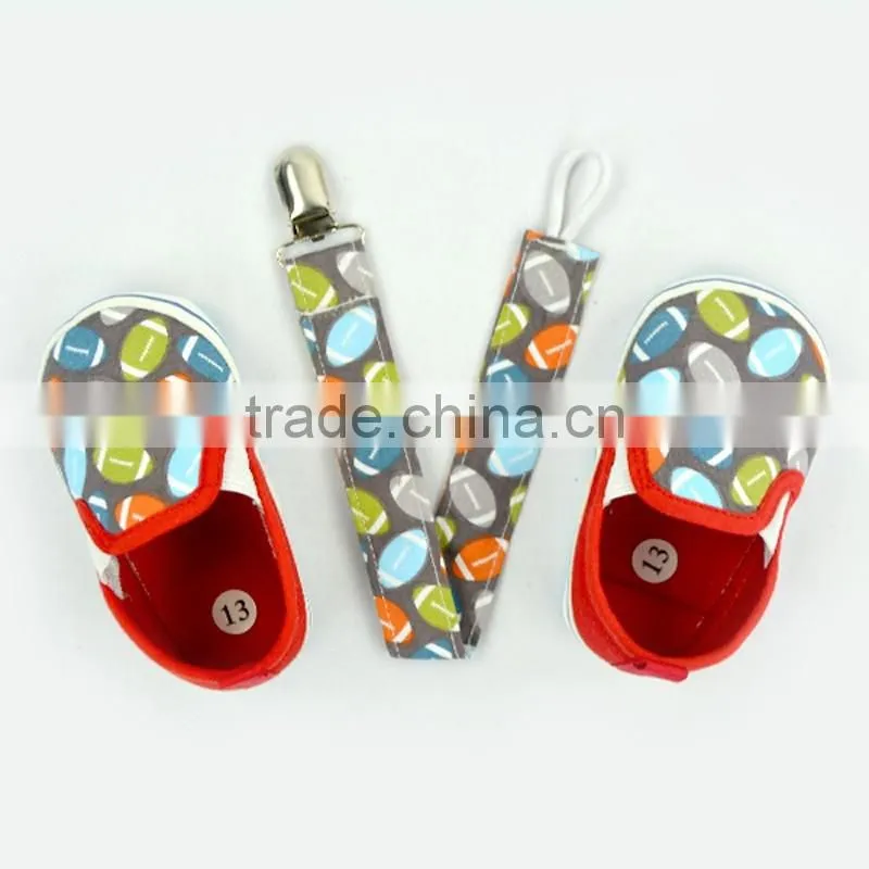 Cute Rugby Pattern Newborn Crib Shoes Baby Shoes Matching Pacifier Clip