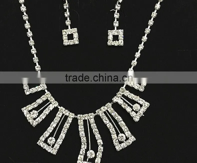 2016 Luxury Wholese Silver Chain Designs Crystal Necklace Earring Set For Ladies