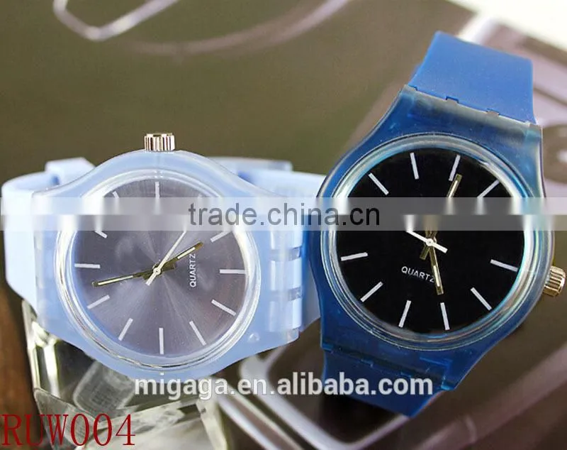 Women fashion hand watch Silicone Watch Interchangeable plastic case Stainless Steel Back Quartz plastic watch wrist watch