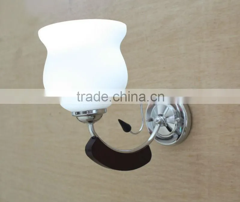 wooden pendant lamp/glass shade chandelier pendant light with wooden 6822-5