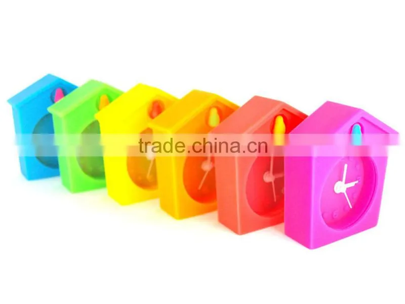 silicone travel alarm clock with mini house design