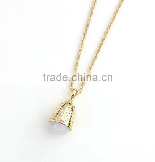 Wholesale African Beads Necklaces Design Small Bell Three Color Clean Nature Stone Jewelry Pendant Necklaces For Women