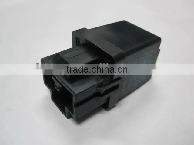 Flasher relay 81980-12070 for Toyota Corolla and Camry