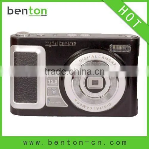 hot sale digital mp4 mp5 player game download with LED flashlight (BT-P334)