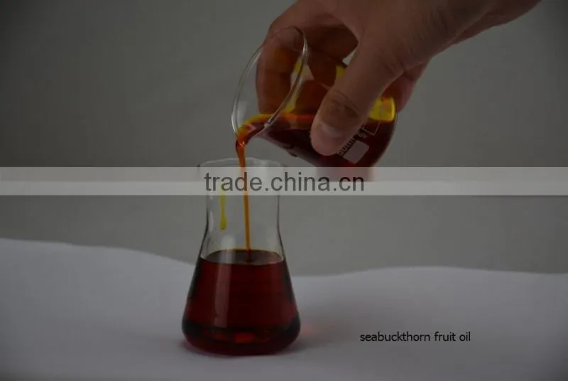 Hippophae rhamnoides oil /sea buckorn fruit oil/seabuckthorn oil