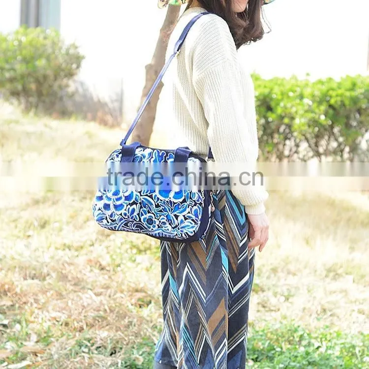 Factory travel bags embroidery messenger bag&handbag camera messenger bag