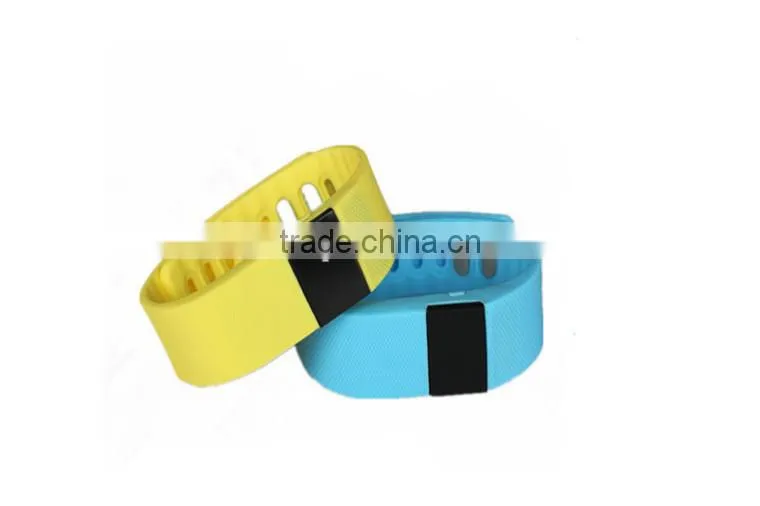 SIFIT-1.8 Waterpoof New Design Smart Wristband, it can Communicate with Smart Phone Via Bluetooth.