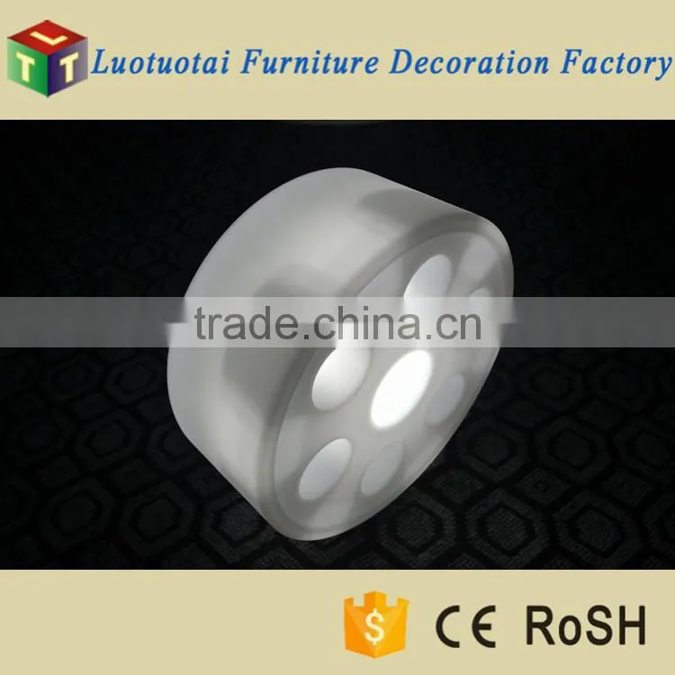2015 hot sale cheap floating led plastic wine tray with hole for swimming pool