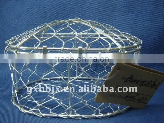 Egg shaped coffee/silver wire gift box set of three