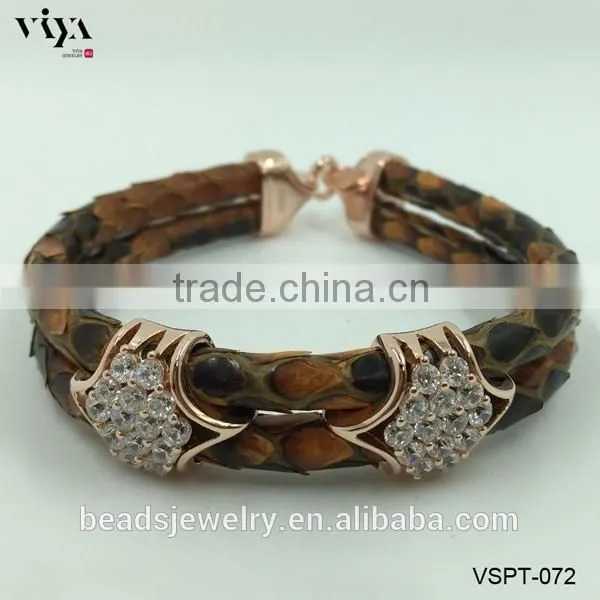 2016 New Arrival Luxury Silver Plated Exotic Genuine Stingray Man Skull Bracelet For Man