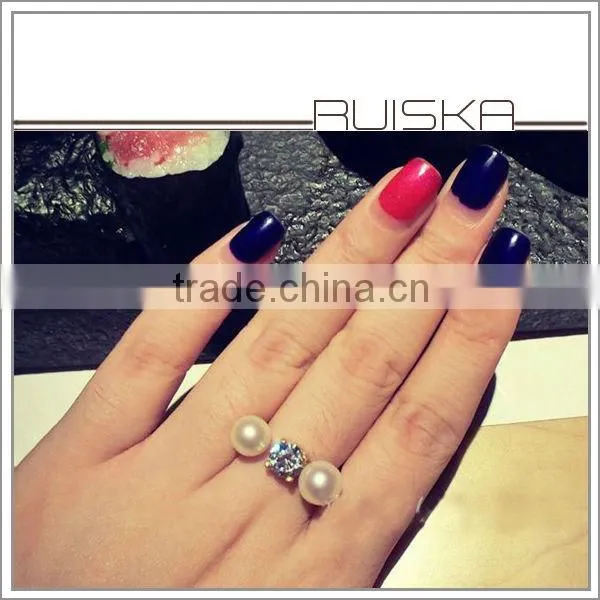 Open Imitation Pearl And Zircon Finger Ring