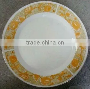 daily use white ceramic porcelain fruit plate with cut edge / ceramic fruit plate with flower design