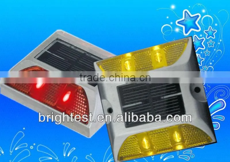 Aluminium CE,RoHs Certificate LED solar road stud/solar road marking reflectors