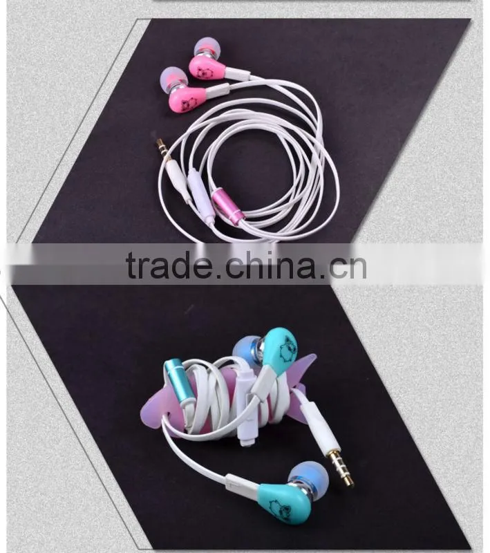 ULDUM supper high quality cheap plastic in ear earphone/deep bass sound ecouteur
