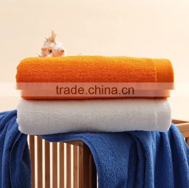 100% cotton jacquard Notting Hill Towel Gift Set - Red