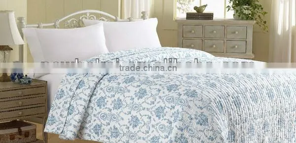 Colorful quilt for teenagers