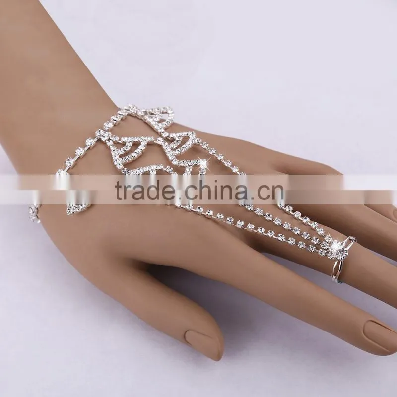 China Factory Supplier Women Jewelry Rhinestone Claw chain bracelet connected rings