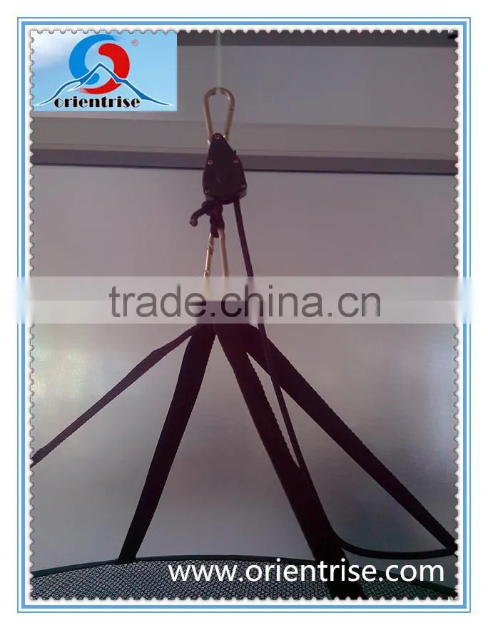 Adjustable Rope Ratchet Lighting Hanger