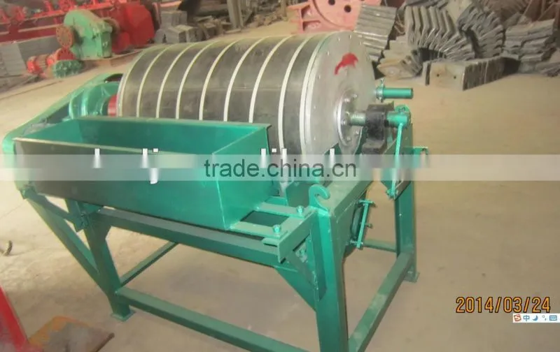 Reliable quality Iron ore mini magnetic separating machine for sale