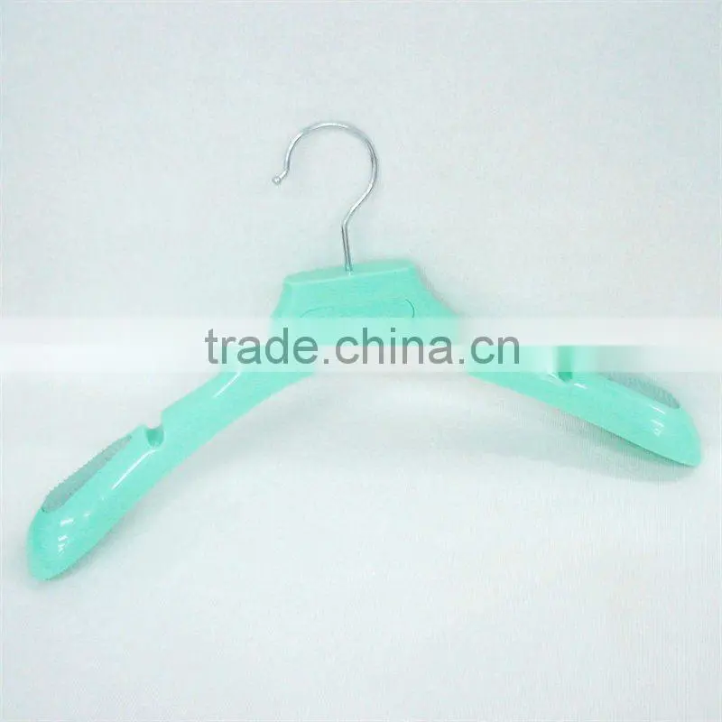 LP-71 rubber shoulder pads hanger plastic hanger colored blue for coat
