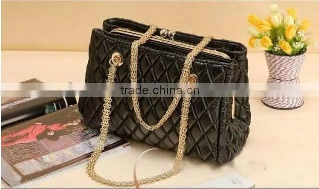 New fashion striping ladies handbag , elegant women's handbags