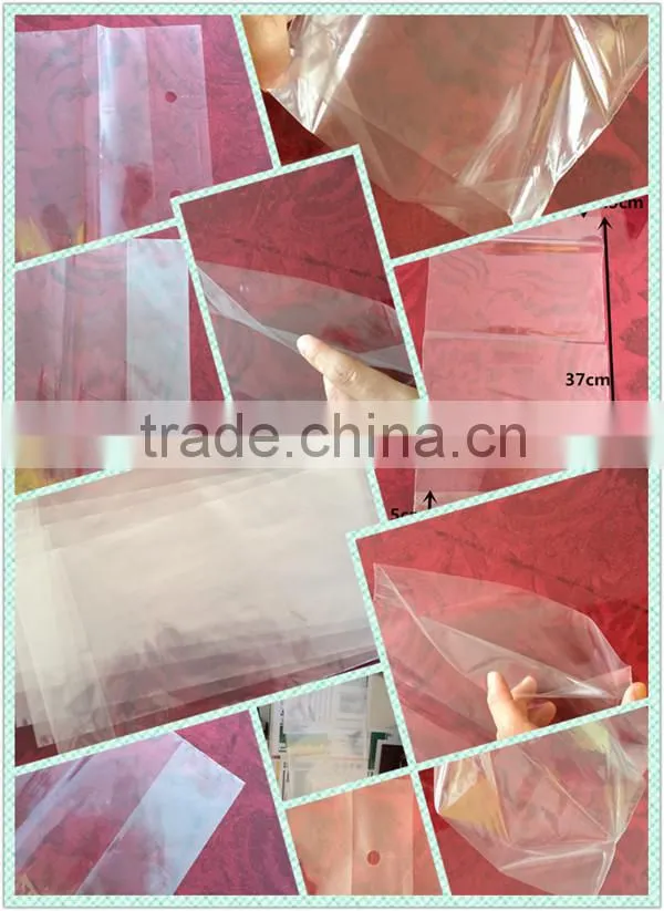 machine making bread packing bag