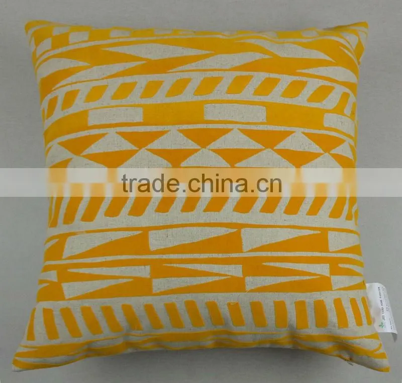 Geometry printed decorative seat cushion