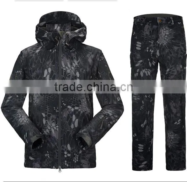 Custom Man Tactical Camo Suit