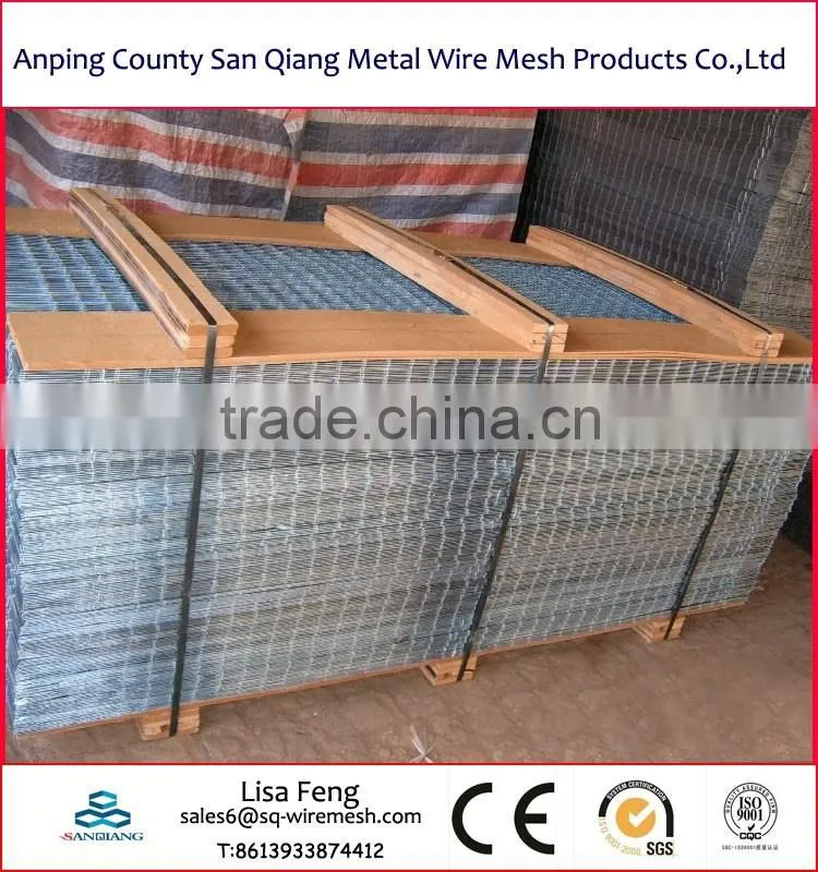 2*2 galvanized & diamond hole welded wire mesh panel