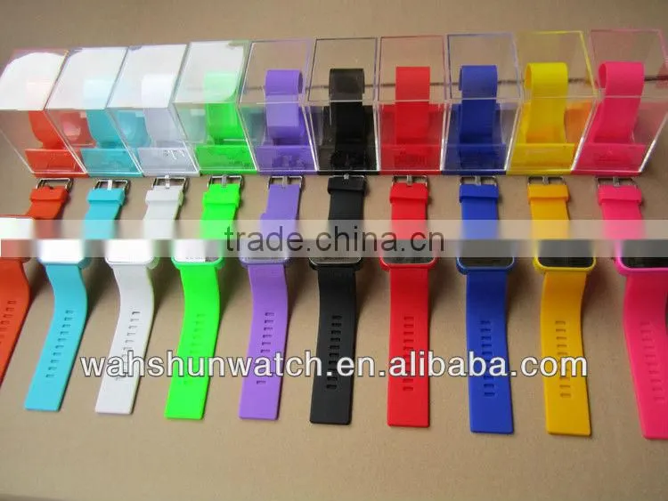 2013 Hot Sale Mens Girls Black RED Sports Wrist Watches