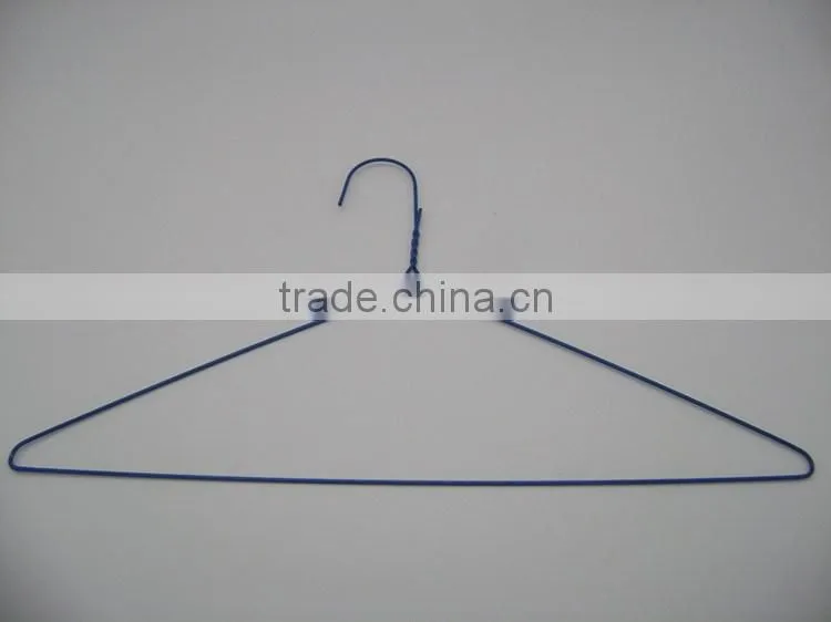 Plastic powder-coated wire hangers for simply laundry