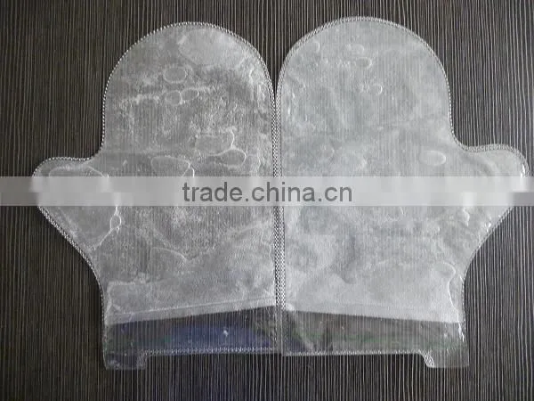 Moisturizing and Whitening Hand Mask