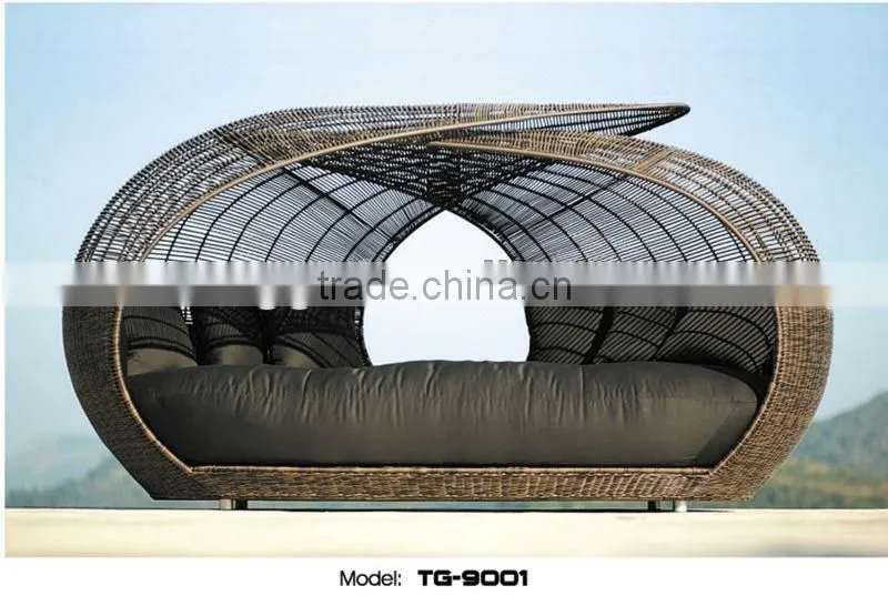 2014 Hot Sale Outdoor Rattan Round Sun Bed