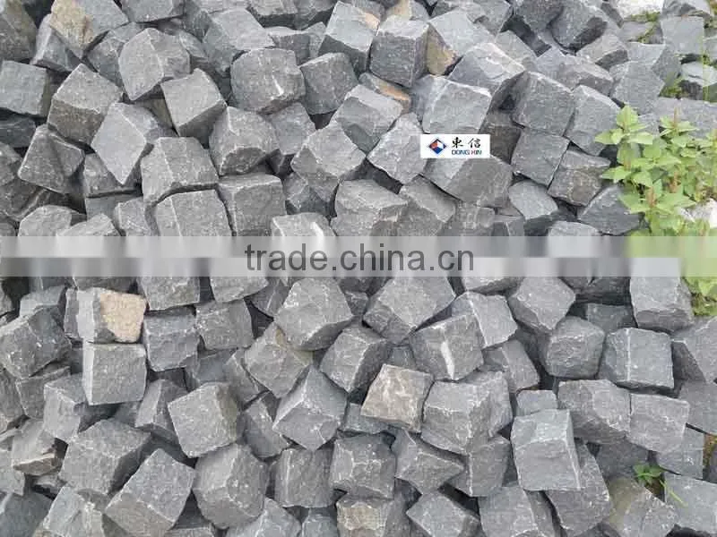 G654 Flamed Granite Cube Stones